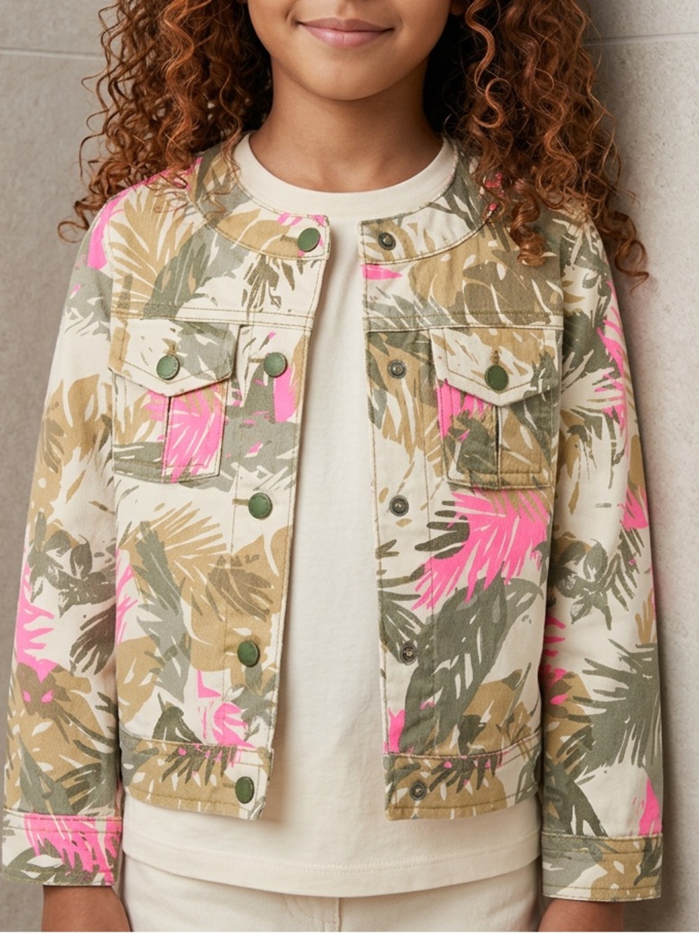 United Colors of Benetton Girls Tropical Print Denim Jacket – Size 3T